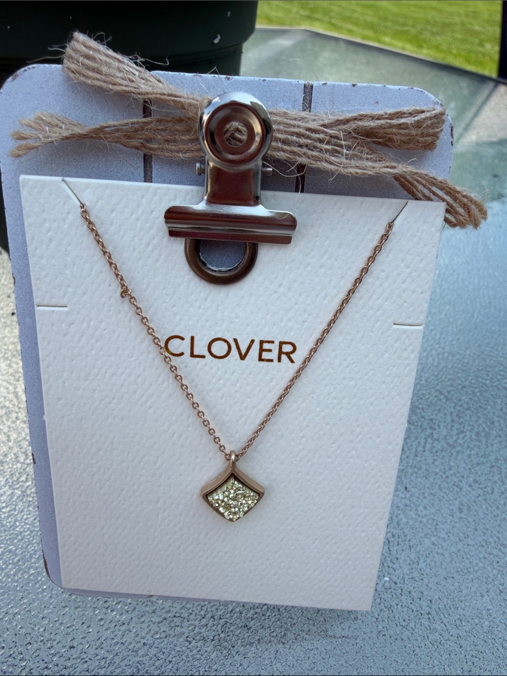 Clover Rose Gold necklace with green druzy Pendant
